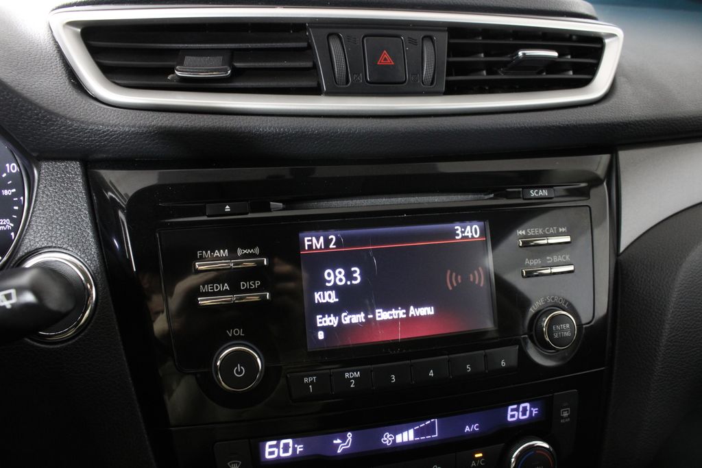 Used 2014 Nissan Rogue for sale in 