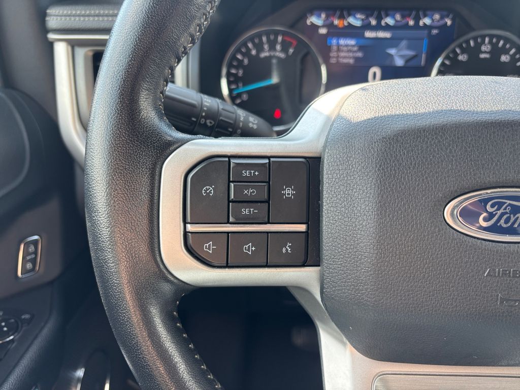 2022 Ford Expedition XLT Green at Grove City Ford