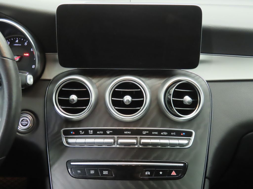 2021 Mercedes-Benz GLC 300 14