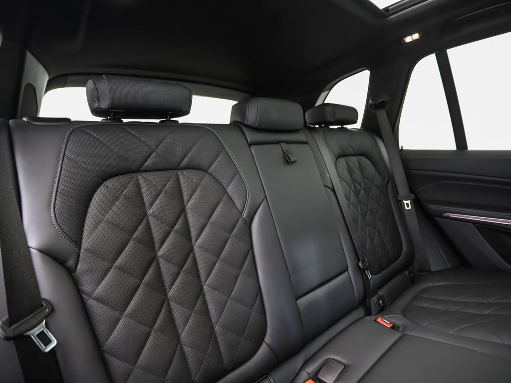 Thumbnail: 2023 BMW X5 - 28