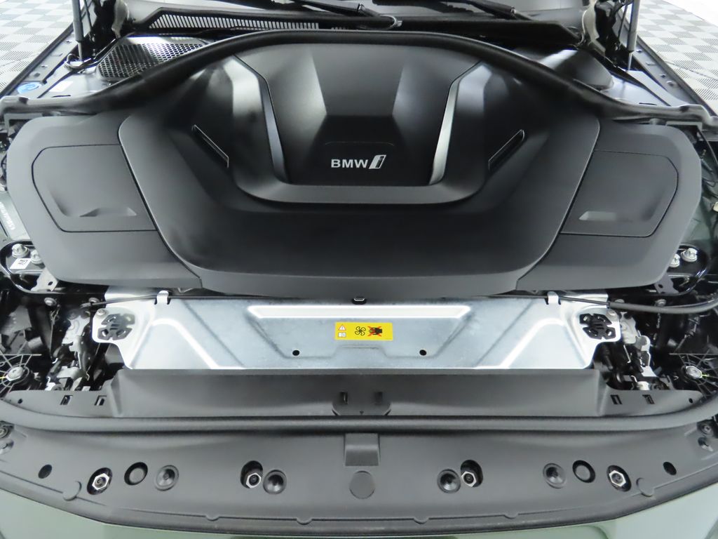 Thumbnail: 2023 BMW i4 - 30