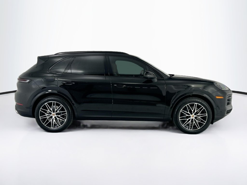 Thumbnail: 2026 Porsche Cayenne - 8
