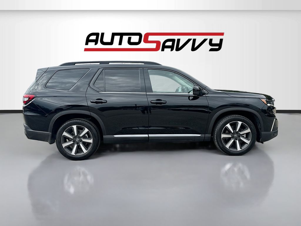 2024 Honda Pilot Touring Black at AutoSavvy Houston Northwest