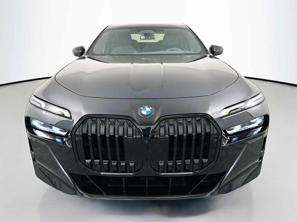 Thumbnail: 2023 BMW 7 Series - 2