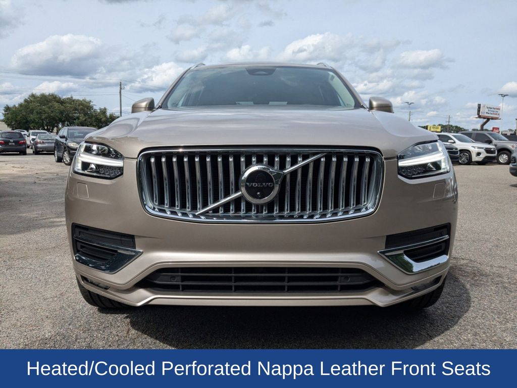 2023 Volvo XC90 B6 Ultimate Bright Theme 7P