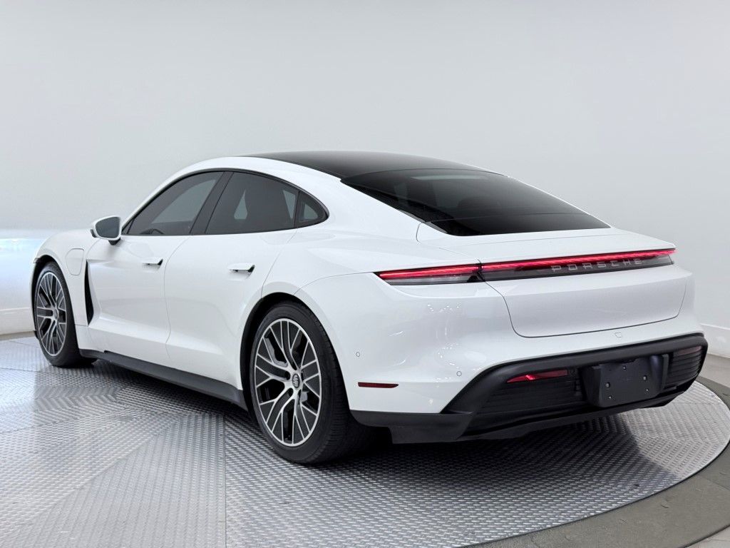 Thumbnail: 2020 Porsche Taycan - 13