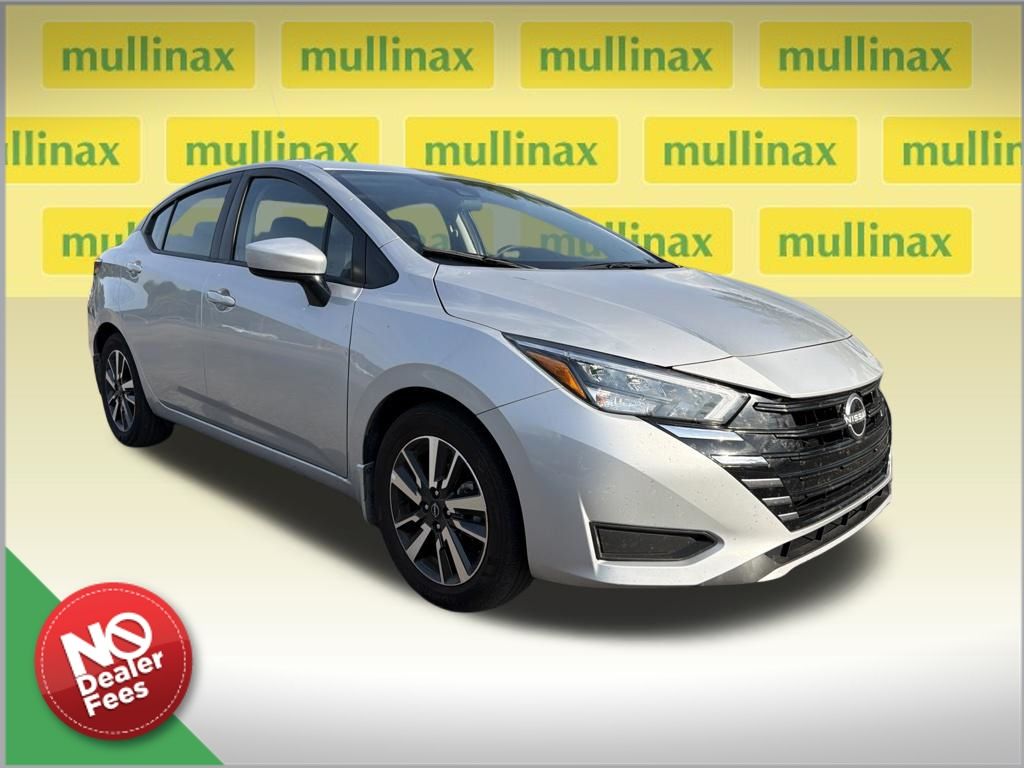 Brilliant Silver Metallic 2025 Nissan Versa SV FWD Sedan Front-Wheel Drive Continuously Variable Transmission