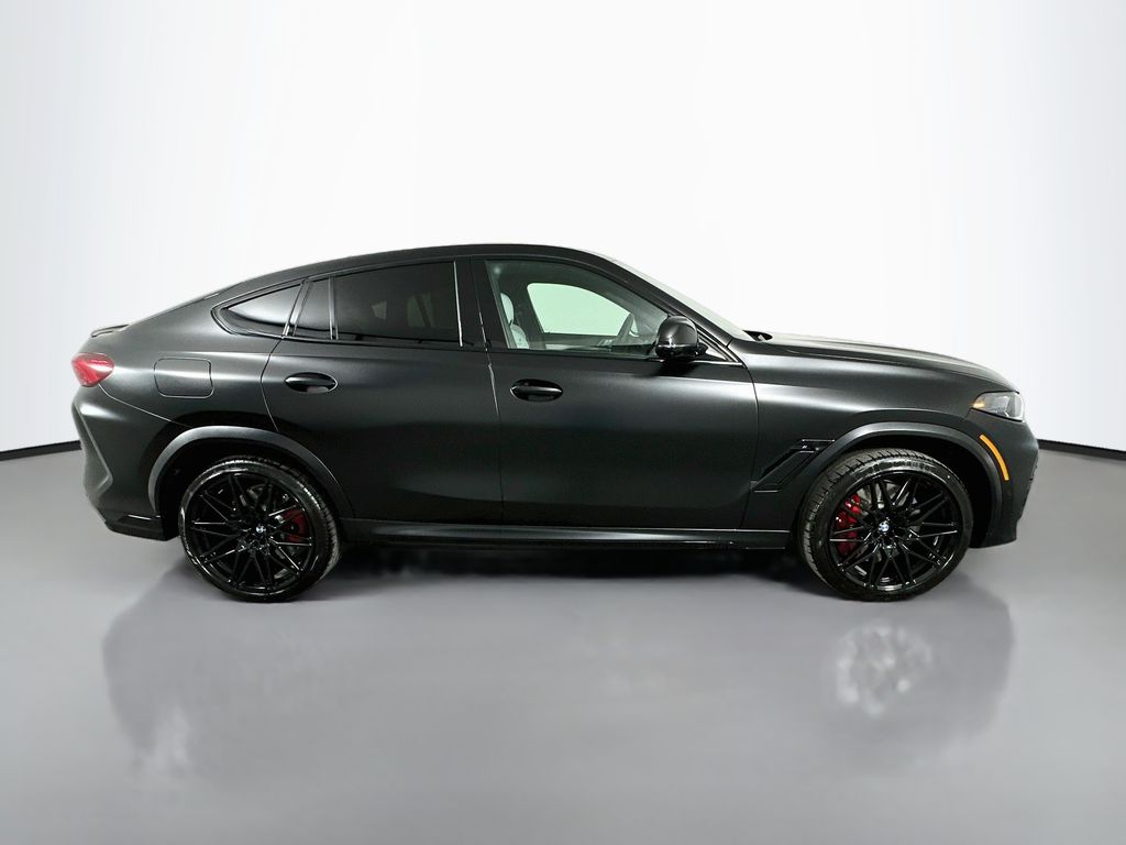 Thumbnail: 2027 BMW X6 - 4