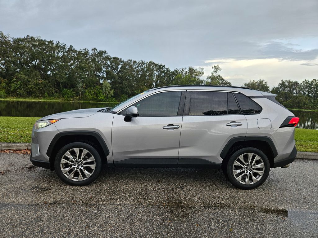 2020 Toyota RAV4 XLE Premium 2