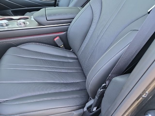 2025 Genesis GV80 2.5T 16