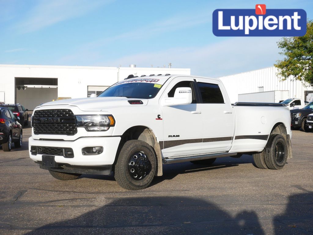 RAM 3500 Big Horn Crew Cab LB DRW 4WD