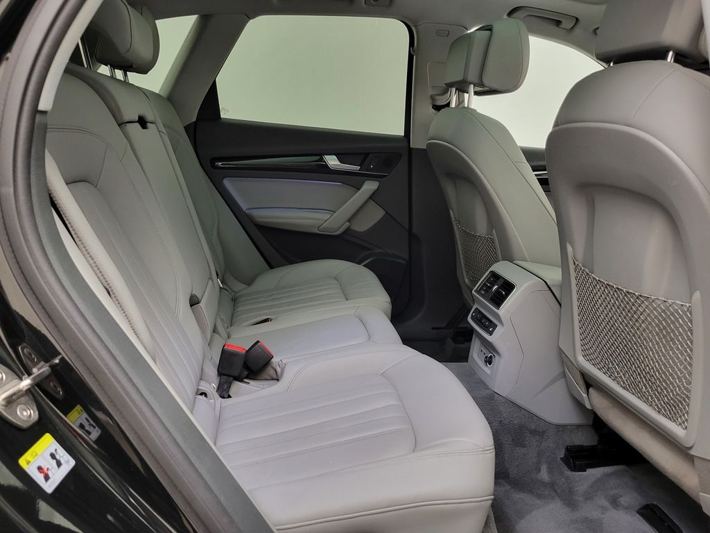 Thumbnail: 2019 Audi Q5 - 16