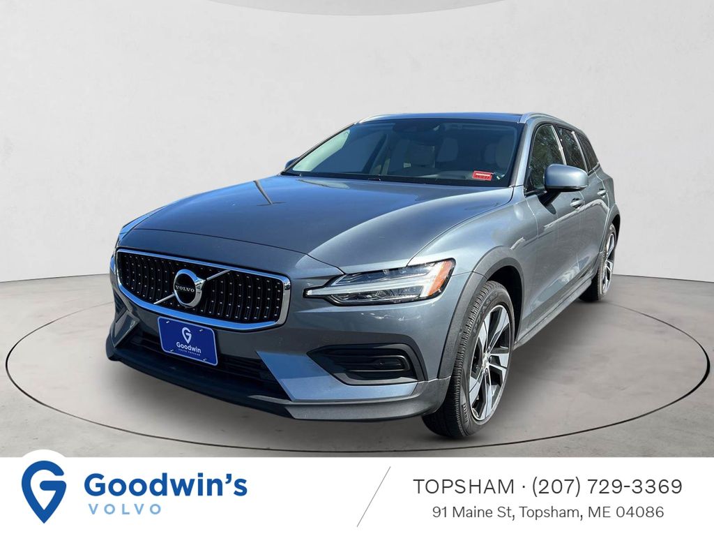2020 Volvo V60 Cross Country T5 AWD