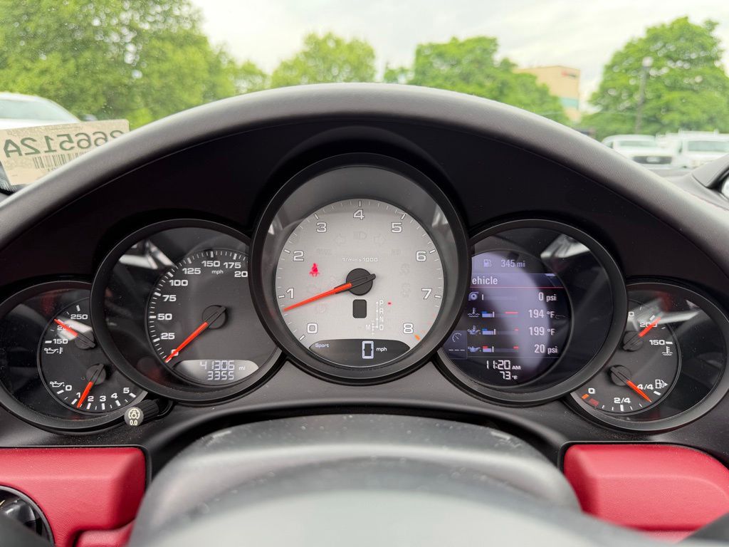 2017 Porsche 911 Carrera 4S