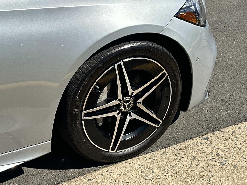 Thumbnail: 2025 Mercedes-Benz C-Class - 18