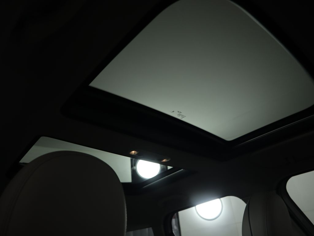 2023 MINI Cooper Countryman Iconic 19