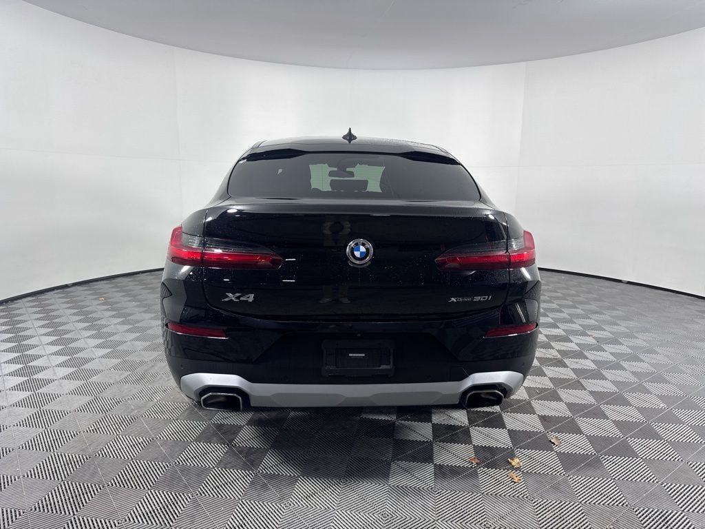 Thumbnail: 2022 BMW X4 - 6