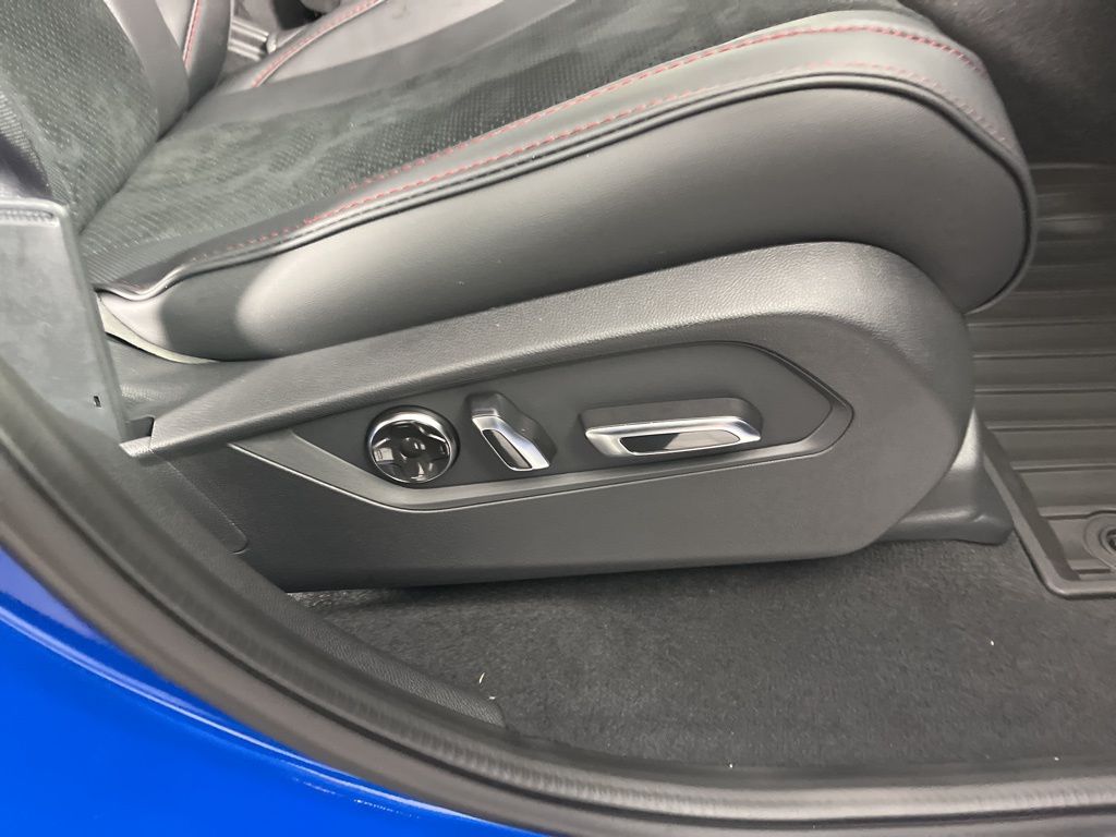 Thumbnail: 2026 Acura MDX - 9