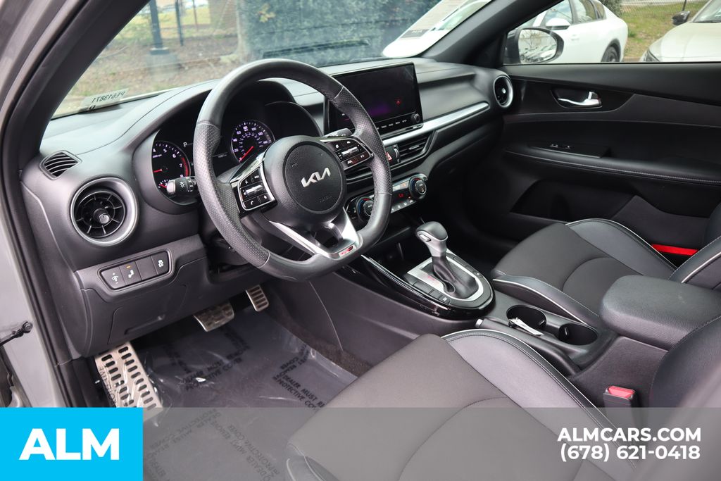Used 2023 Gray Kia GT-Line image 10