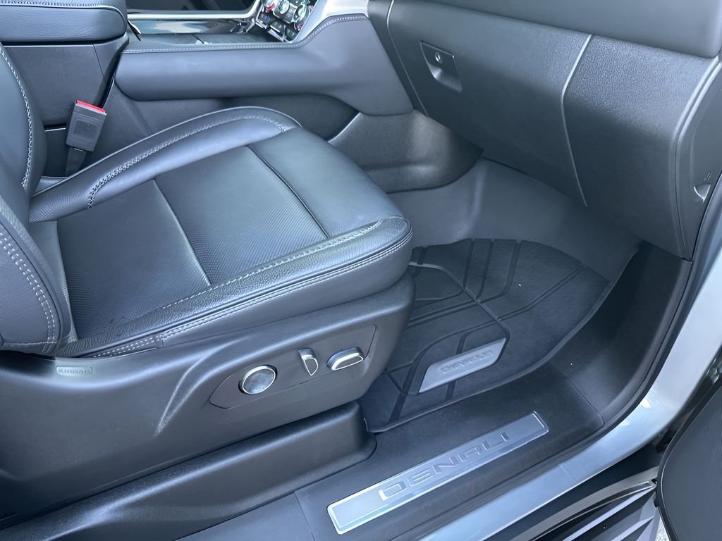 Used Car 2024 Gmc Yukon  Denali For Sale Under $80,000 In Austin, Texas