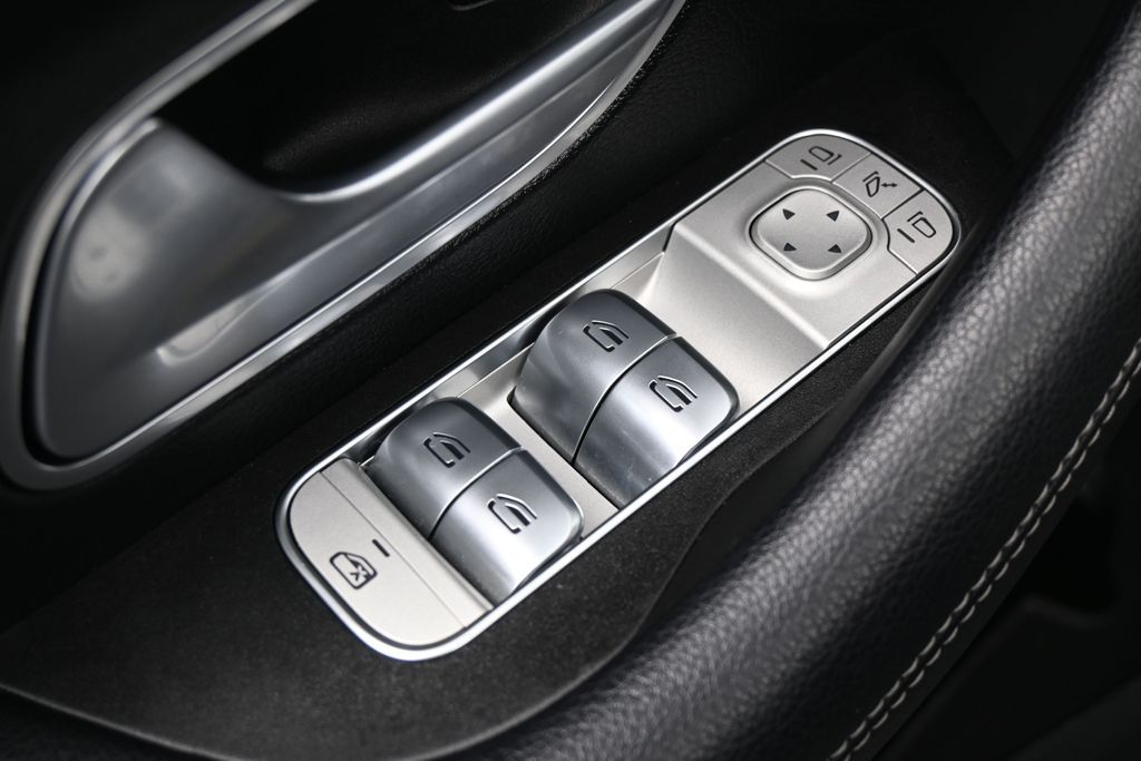 Used 2026 Black Mercedes-Benz GLE 350 image 15
