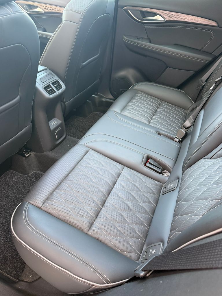 Used 2022 Buick Envision SUV