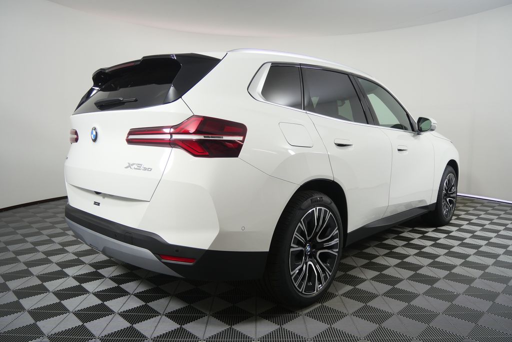 Thumbnail: 2026 BMW X3 - 3