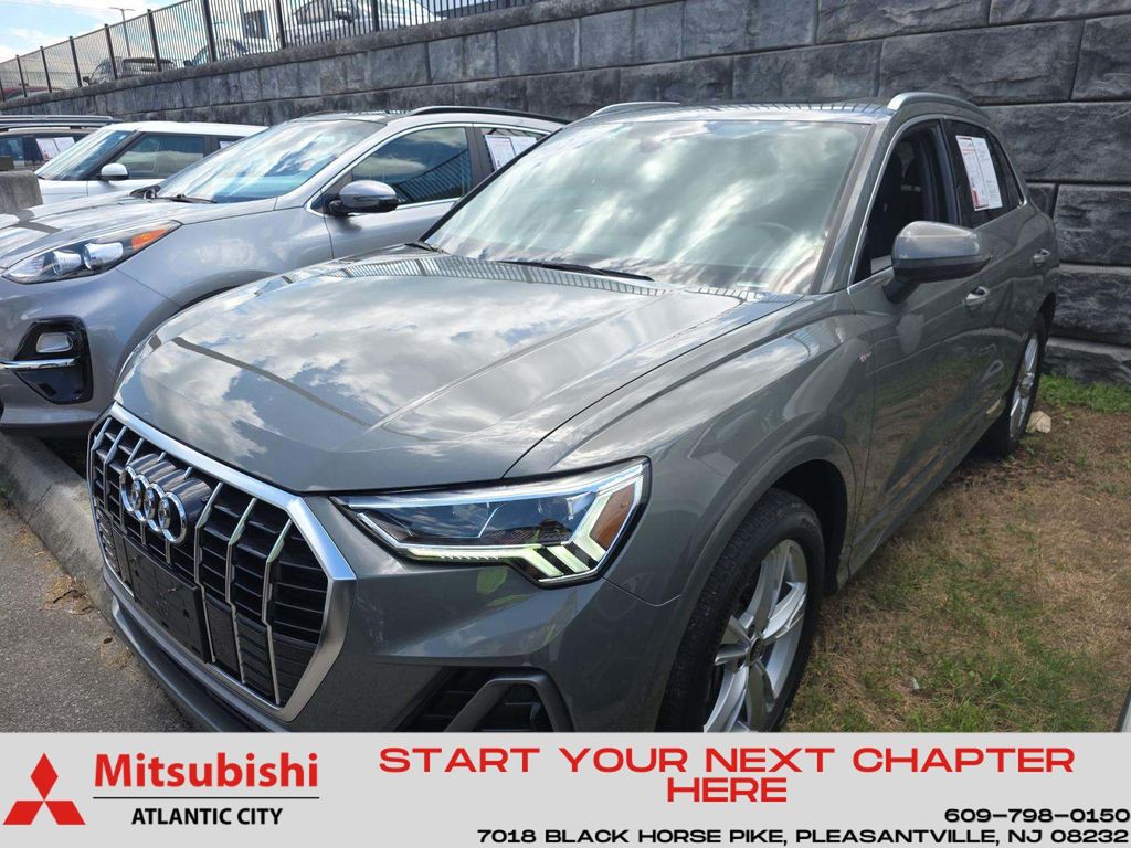 Chronos Gray Metallic 2022 Audi Q3 SUV / Crossover All-Wheel Drive 8-Speed Automatic