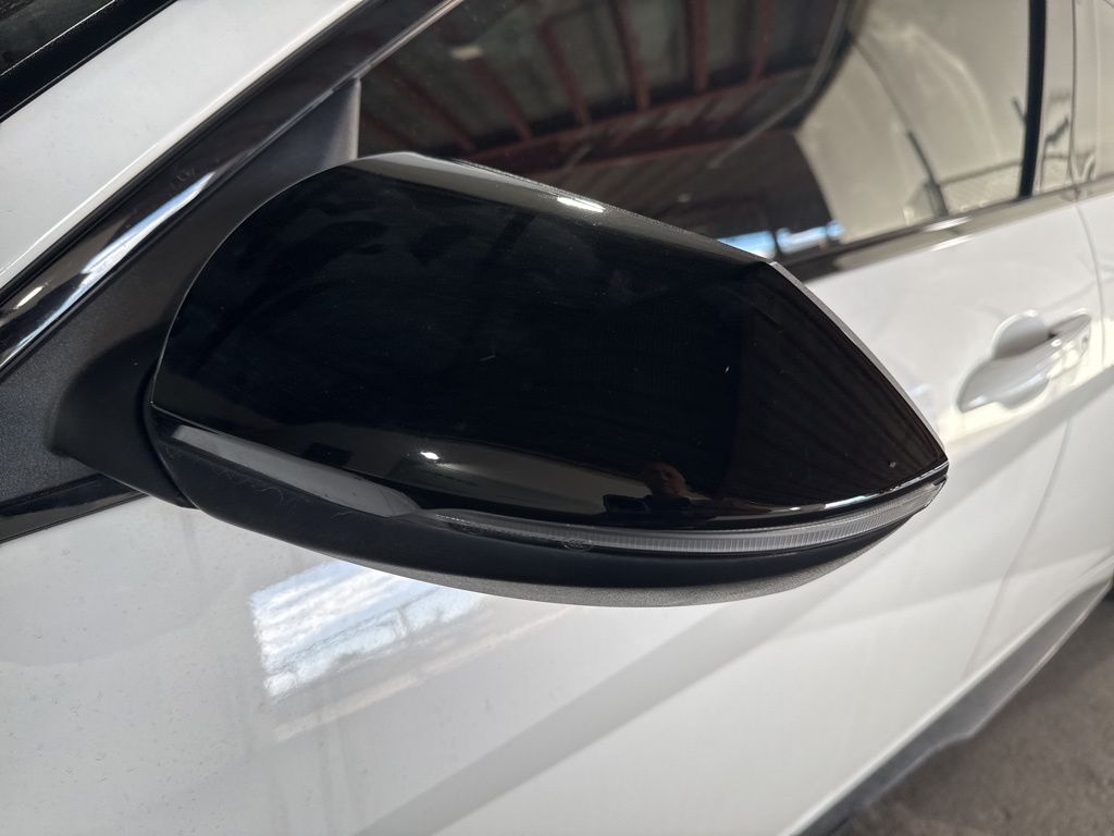 Thumbnail: 2024 Hyundai Elantra - 8