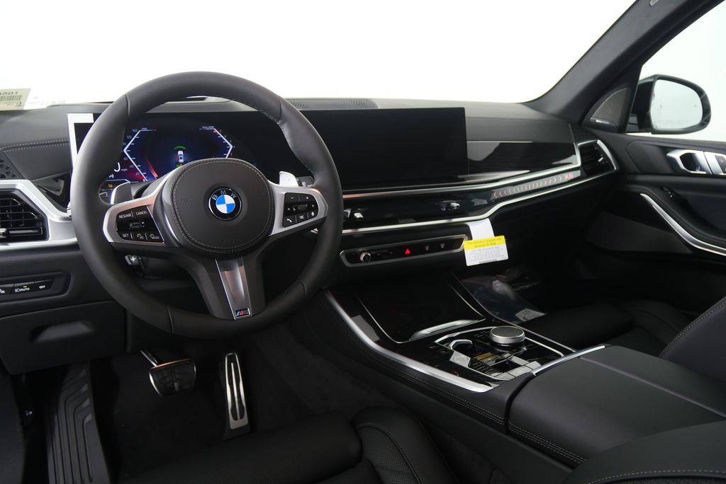 Thumbnail: 2026 BMW X5 - 18