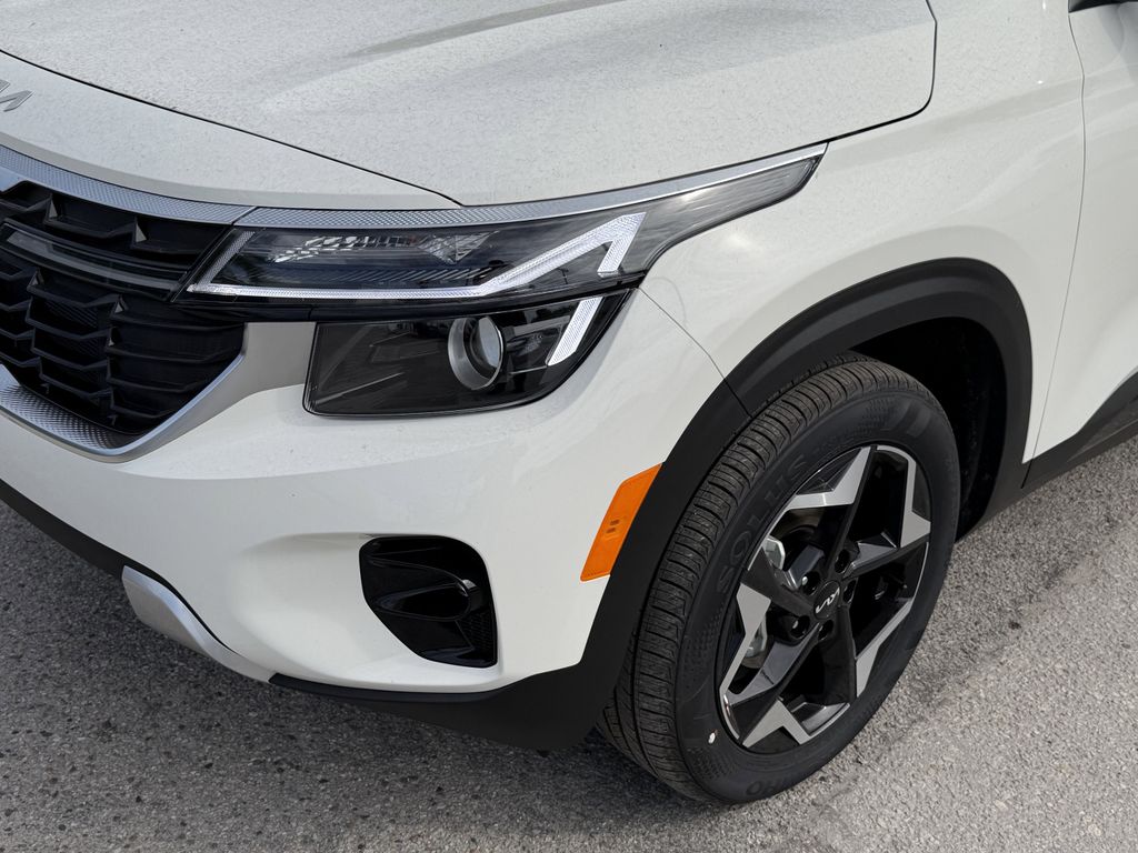 new 2026 Kia Seltos car, priced at $24,778