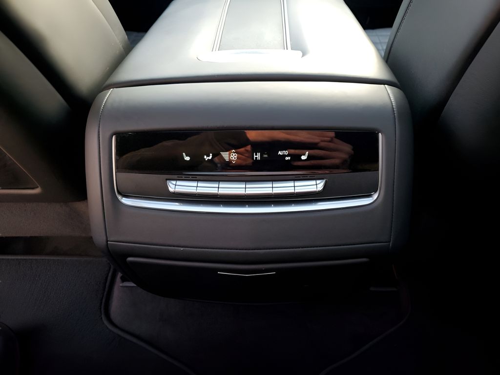 Used Car 2023 Cadillac Escalade Esv  V-series For Sale Under $100,000 In Austin, Texas