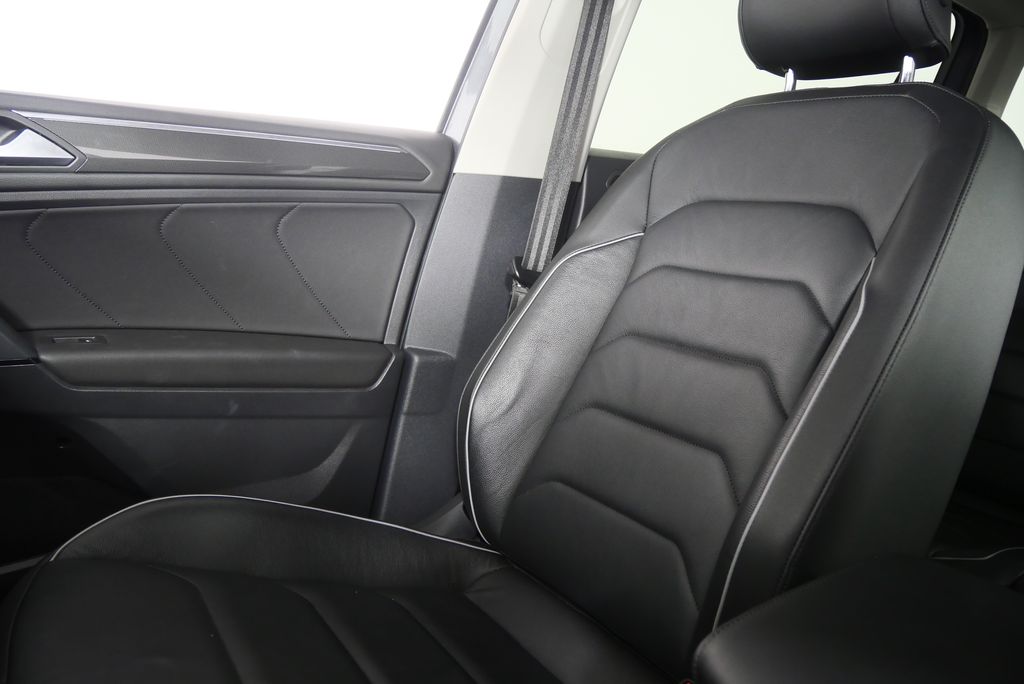 Thumbnail: 2019 Volkswagen Tiguan - 28