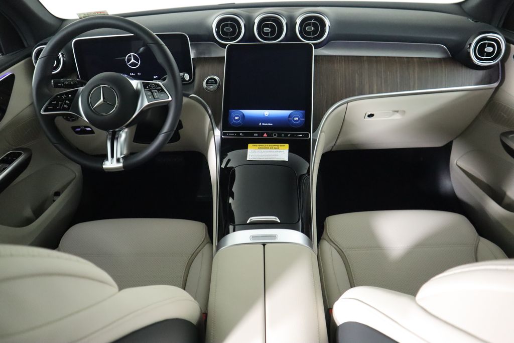 Thumbnail: 2025 Mercedes-Benz GLC - 13