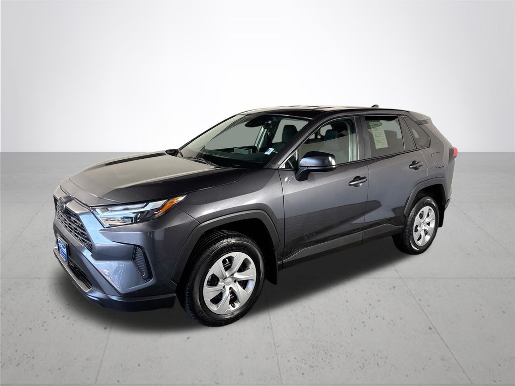 2024 Toyota RAV4 LE