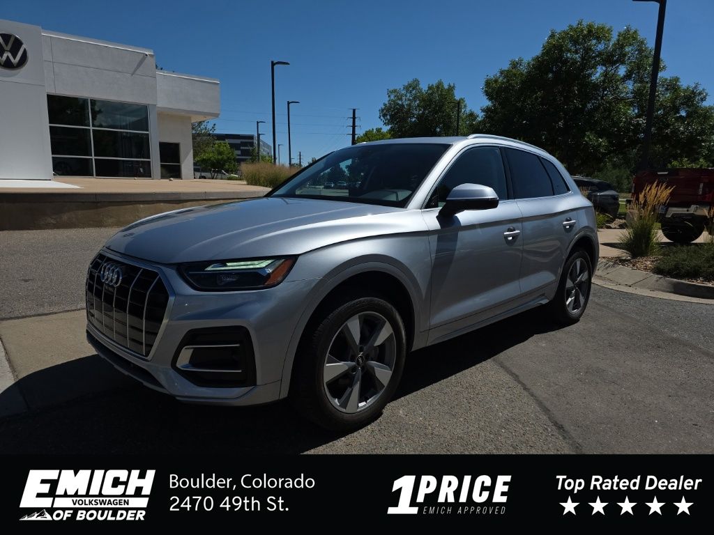 Silver Metallic 2023 Audi Q5 SUV / Crossover All-Wheel Drive 7-Speed Automatic
