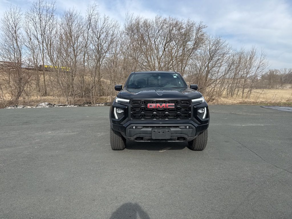 2024 GMC Canyon