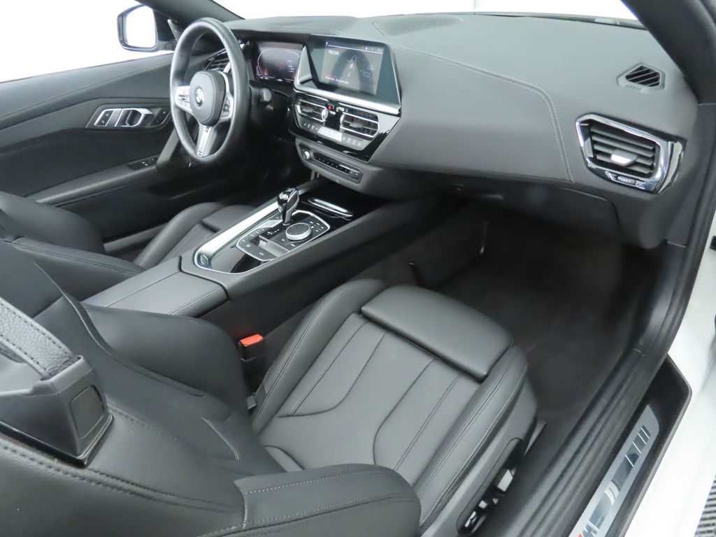 Thumbnail: 2025 BMW Z4 - 26