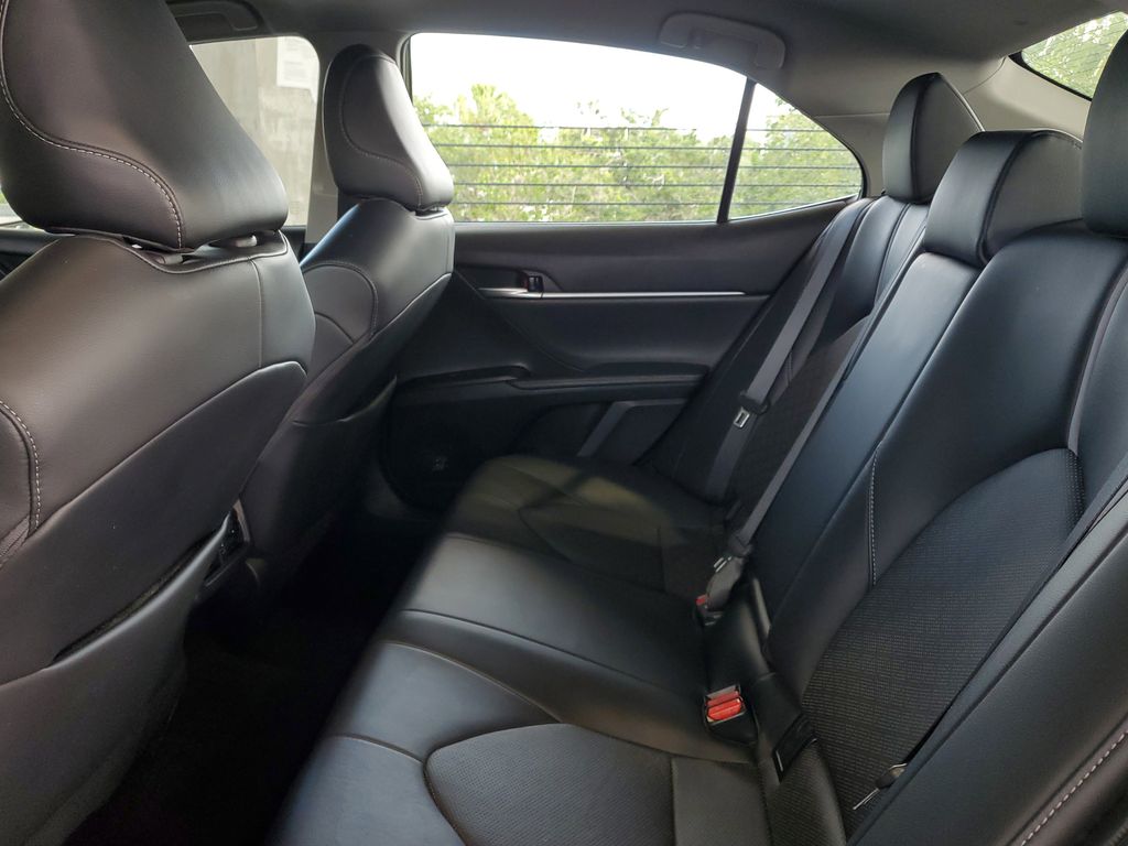 2023 Toyota Camry XSE - Photo 9