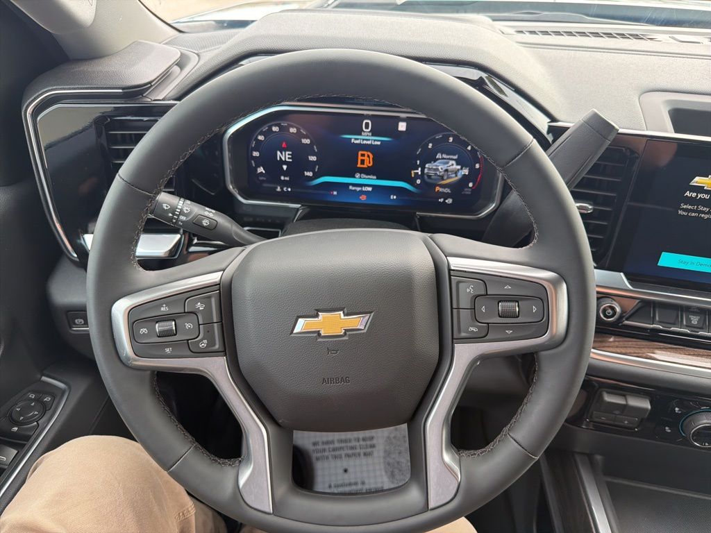 ChevroletSilverado 3500HD14