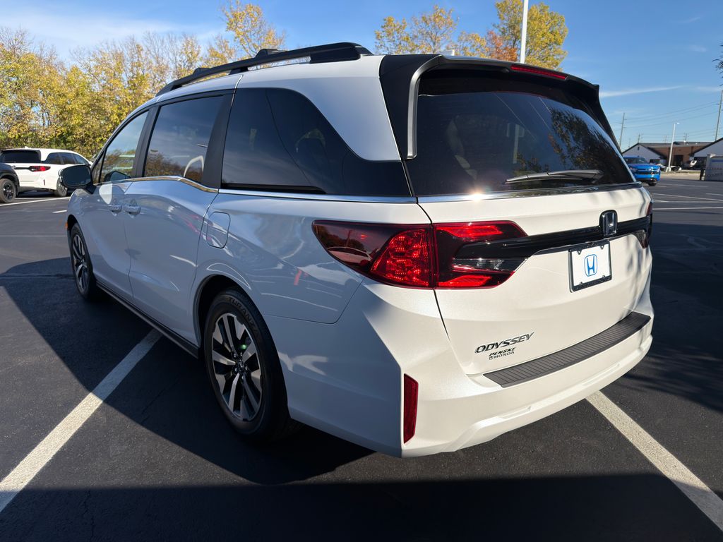 Thumbnail: 2026 Honda Odyssey - 3