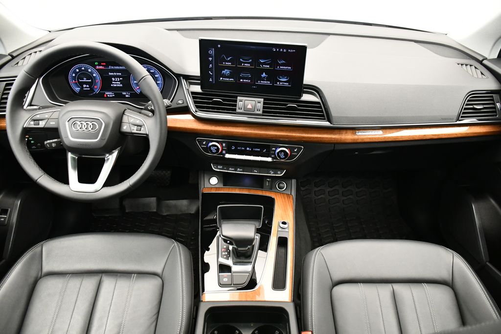 2022 Audi Q5 e Premium Plus 20