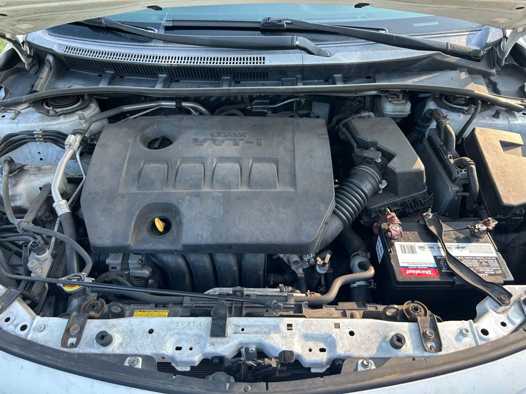 Thumbnail: 2011 Toyota Corolla - 10