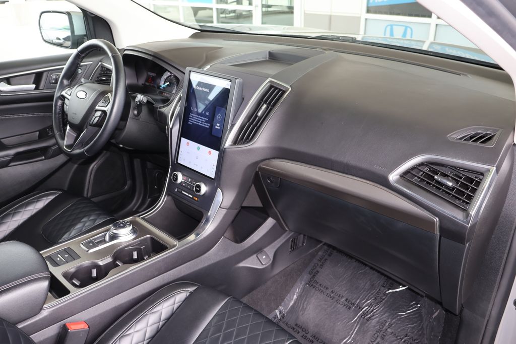2023 Ford Edge Titanium 23