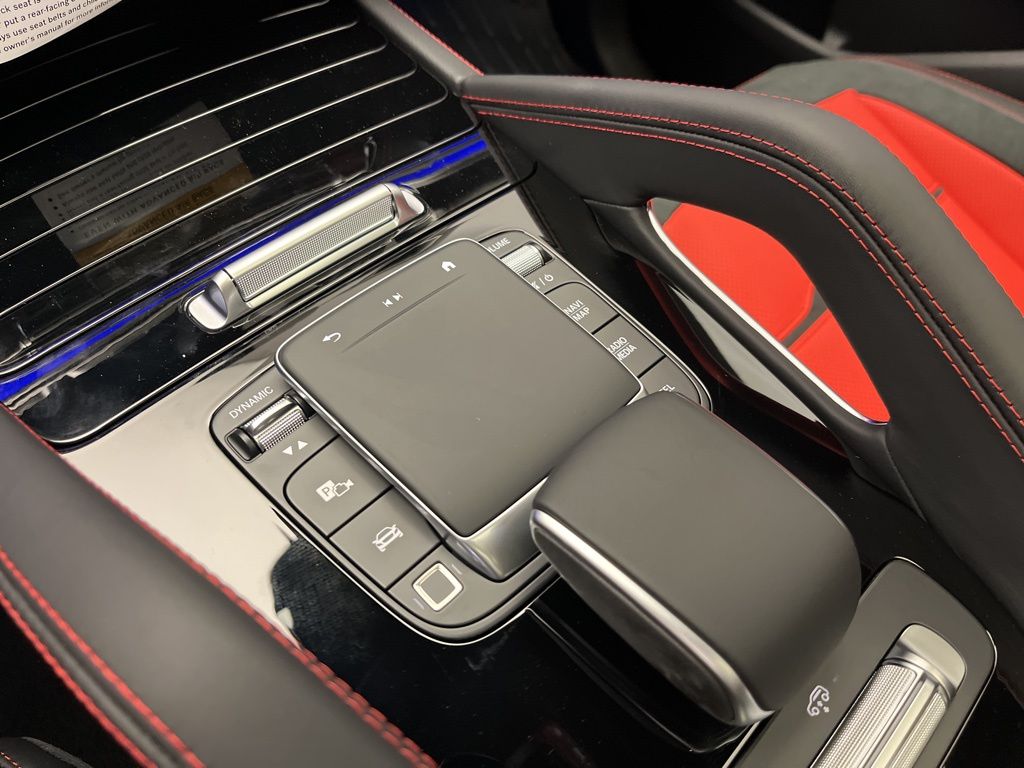 Thumbnail: 2026 Mercedes-Benz GLE - 21