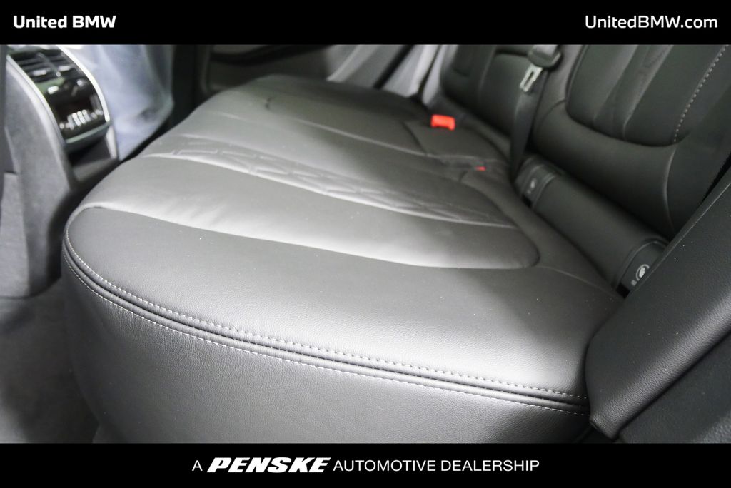 Thumbnail: 2026 BMW X5 - 15