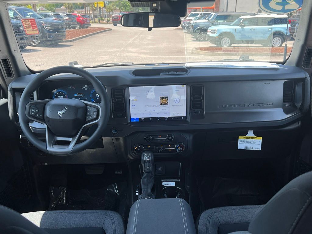 2025 Ford Bronco Base - 4