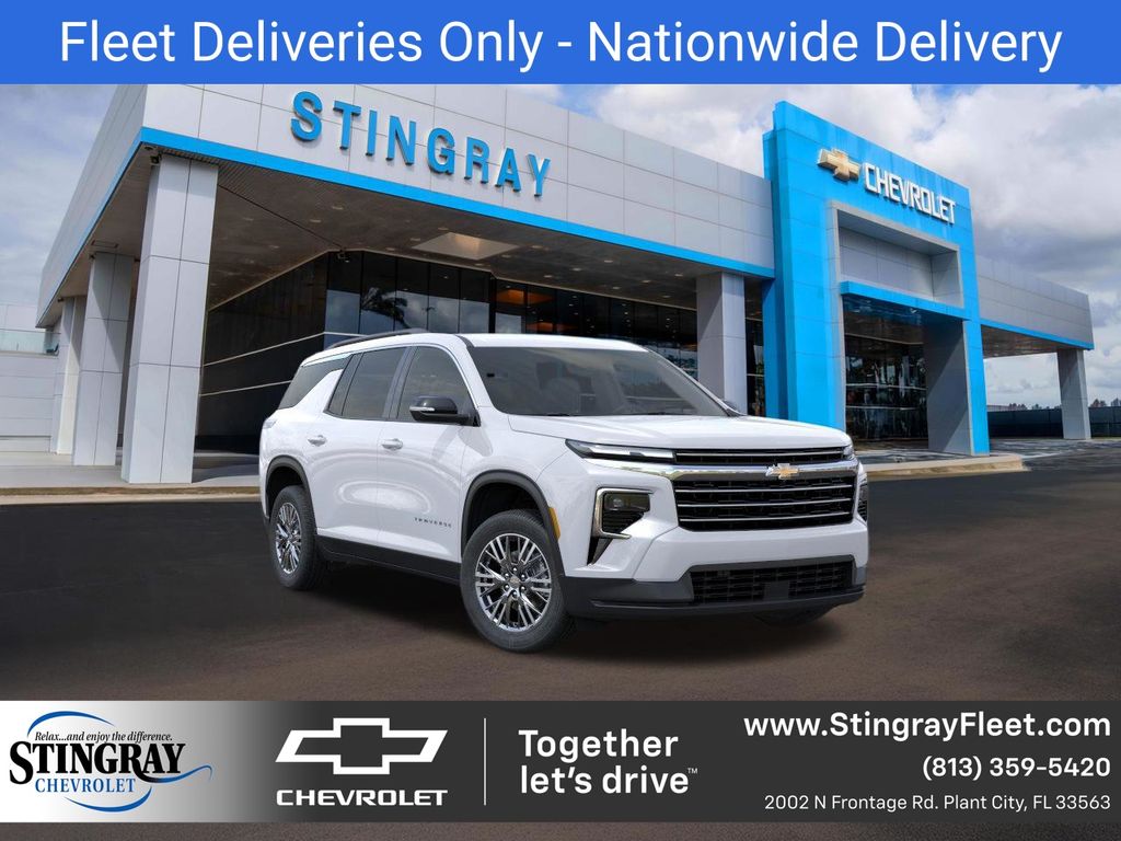Summit White 2025 Chevrolet Traverse SUV / Crossover Front-Wheel Drive 8-Speed Automatic