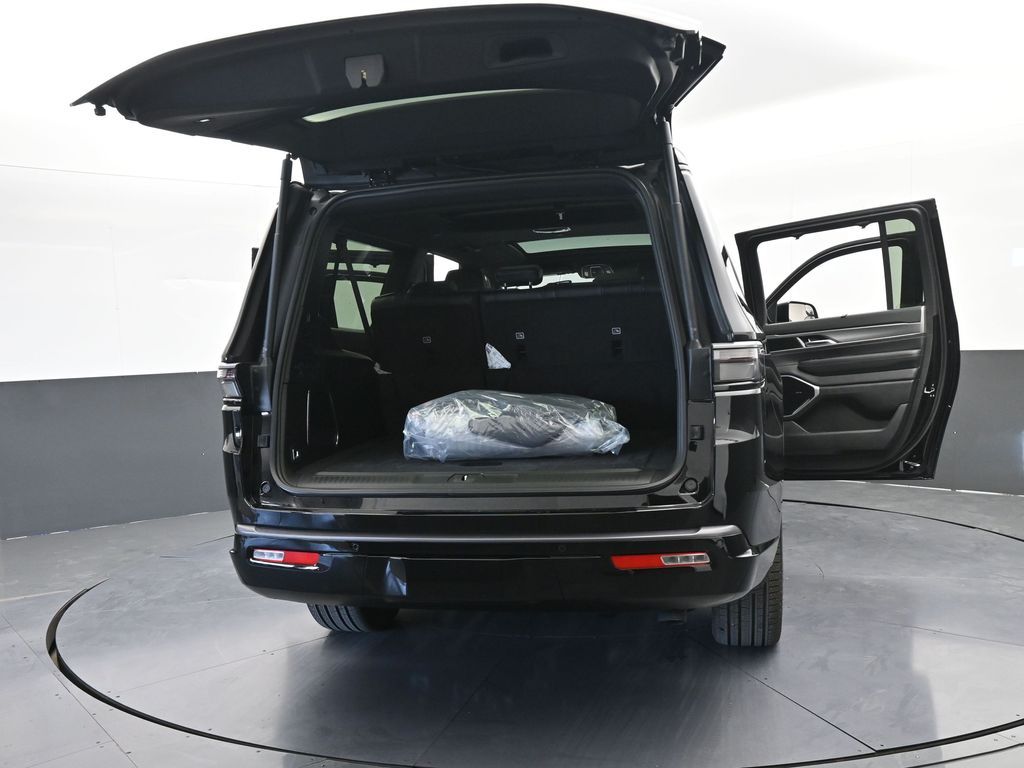 New 2026 High Gloss Black Jeep Limited Reserve image 76