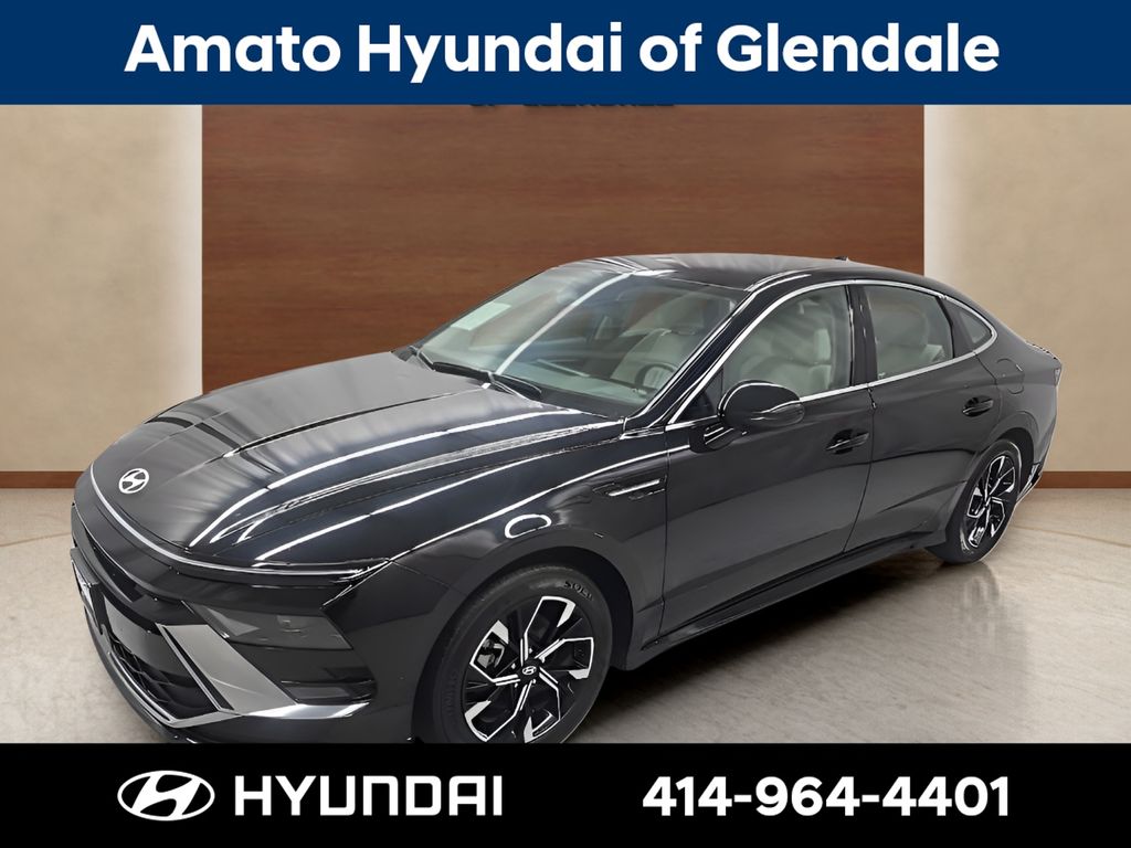 Abyss Black 2025 Hyundai Sonata Sedan Front-Wheel Drive 8-Speed Automatic